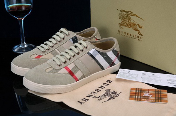 Burberry Fashion Men Sneakers--014